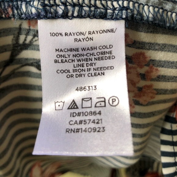 Women’s LOFT Long Sleeve Shirt - Picture 5 of 6